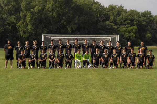 BHC_MensSoccer_2023-2024_TeamPhoto